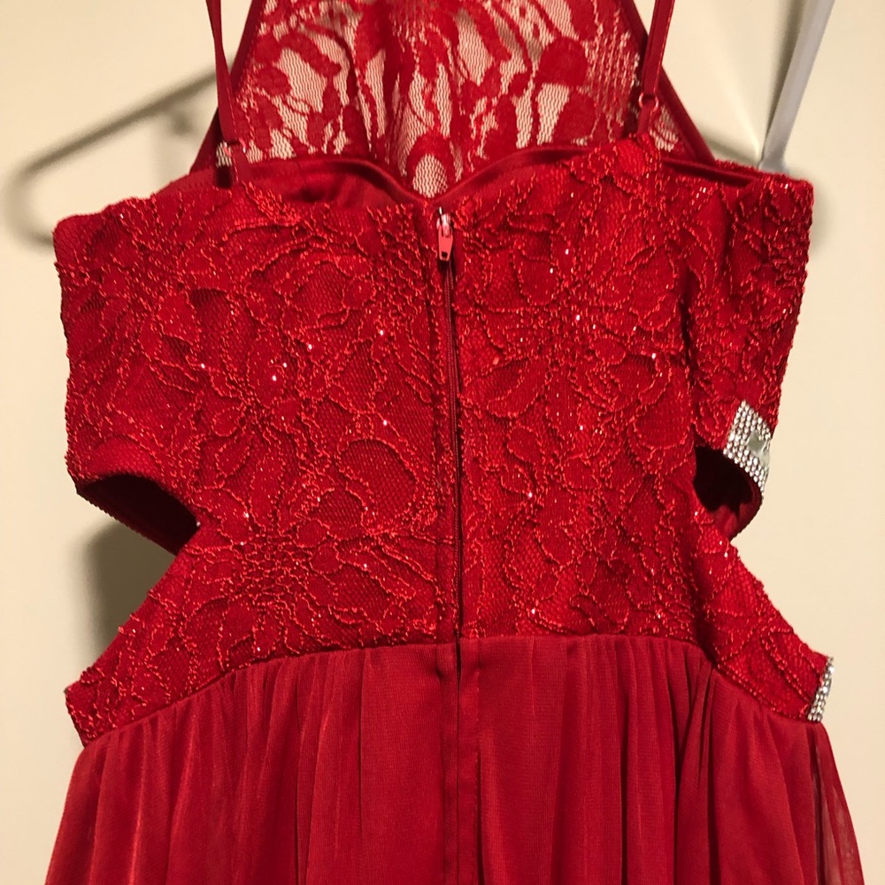 Windsor Red Glam Dress - Picture 3 of 3